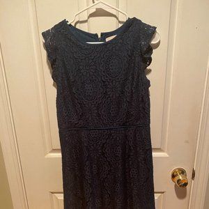 Lace hunter green dress